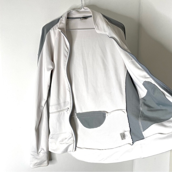 ALO Yoga CoolFit White Grey Zipper Jacket - Picture 6 of 11
